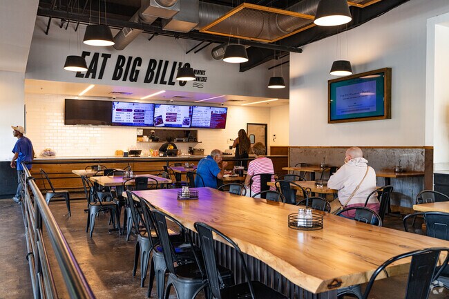 Big Bill’s Bar-Be-Que near Keswick Sulgrave is a go-to for authentic Memphis-style barbecue.