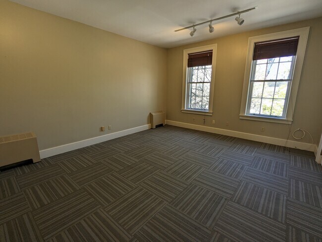 401 State St unit 20, Erie, PA 16501 - photo 7
