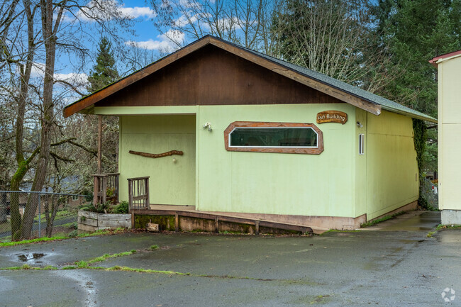 Eugene Waldorf School has an art building for students.