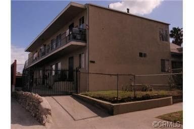 1110 S Kenmore Ave unit 6, Los Angeles, CA 90006 - photo 2
