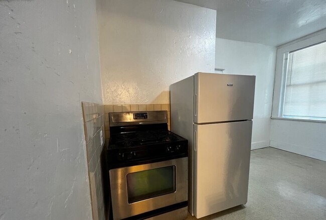 4 Adella Place unit 2, Allston, MA 02134 - photo 2