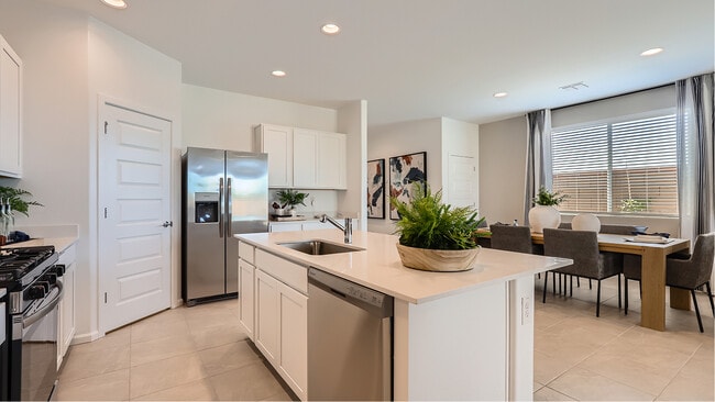 23199 W Parkway Dr, Buckeye, AZ 85326 - photo 3