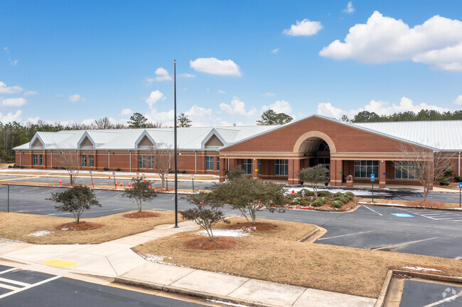 Dutchtown Elementary School boasts an impressive student-to-teacher ratio of 18:1, ensuring personalized attention and a supportive learning environment for every student.