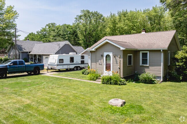 Markleville is a family-friendly neighborhood with plenty of room for kids to play.