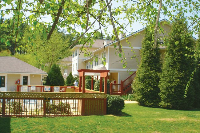 The Residences at Chadwick Square Court, Hendersonville, NC 28739 - photo 6