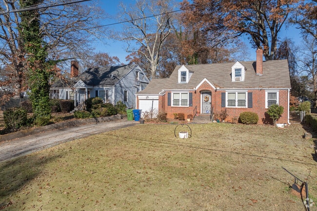 Bungalow and cottage style homes are very popular in the College Heights area.