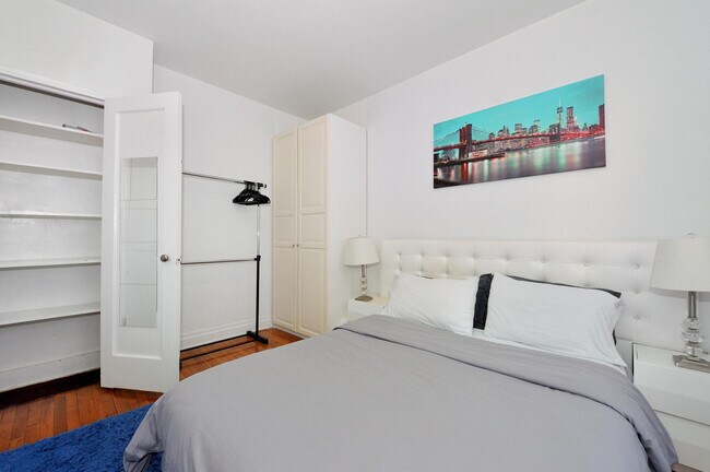 414 W 46th St unit FL2-ID1039027P, New York, NY 10036 - photo 6