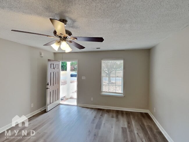 2006 Harrison Park Dr, Waxhaw, NC 28173 - photo 3