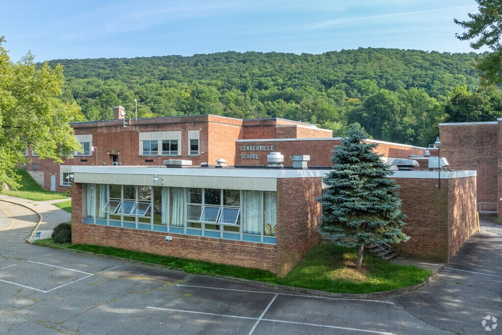 Lenkerville Elementary School serves grades K-5.