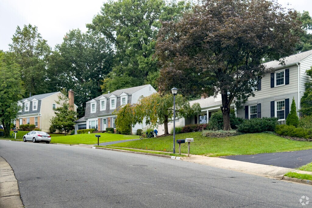 About Kings Park Schools, Demographics, Things to Do