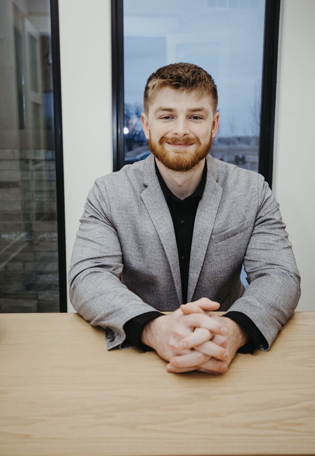 Agent Photo