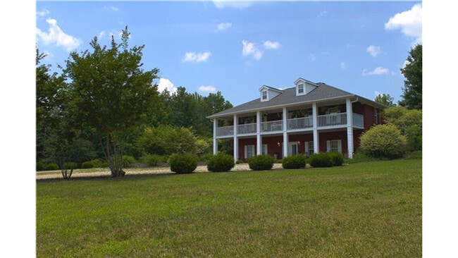 198 Schools Dr unit ID1343304P, Camden, TN 38320 - photo 3