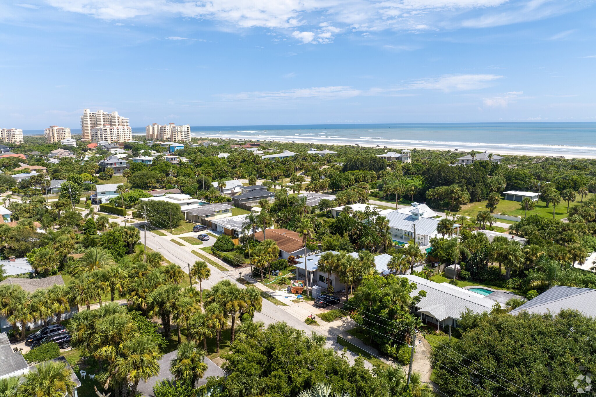 New Smyrna Beach is where homes on the east side of the North Beach neighborhood are located.