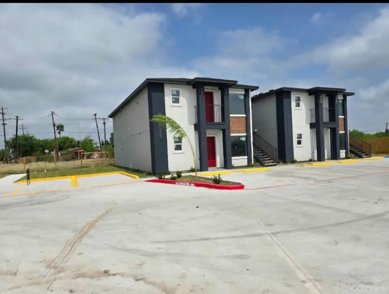 2970 N Central Ave unit 1B, Brownsville, TX 78526 - photo 1