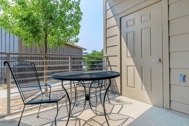 Bell Lafayette, Lafayette, CO 80026 - photo 2