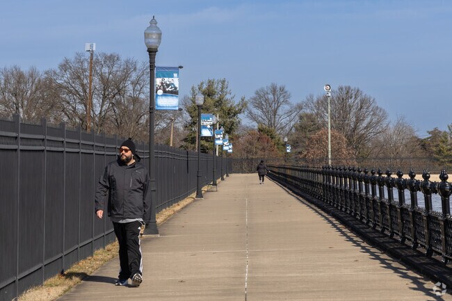 The Crescent Hill Reservoir and Gatehouse is a popular place to walk in Bellewood.