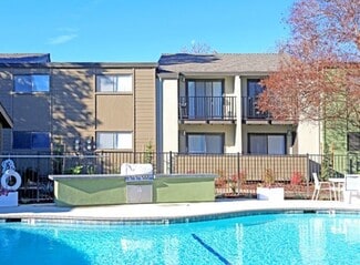 2852 Paseo Rio Way, Sacramento, CA 95827