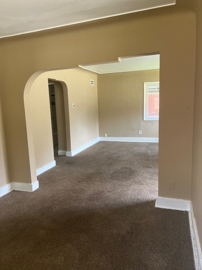 18612 Blackmoor St, Detroit, MI 48234 - photo 6