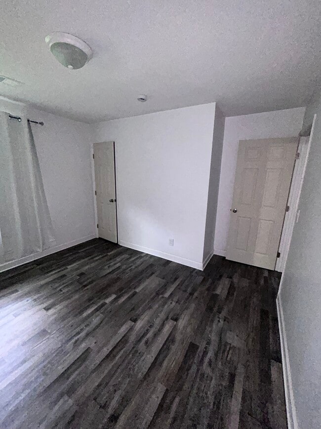 1223 Poplar Ave unit A, Nashville, GA 31639 - photo 3