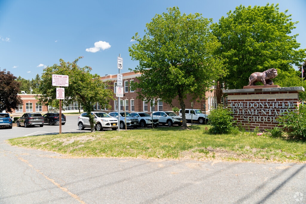 Students experience excellence in education at Loudonville Elementary School.