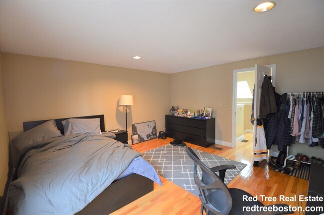 85 Brainerd Rd unit 2, Allston, MA 02134 - photo 6