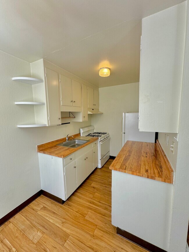 870 Grove St unit 103, San Francisco, CA 94117 - photo 5