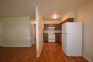 205 W Summerfield Ave Unit 4, Leeton, MO 64761