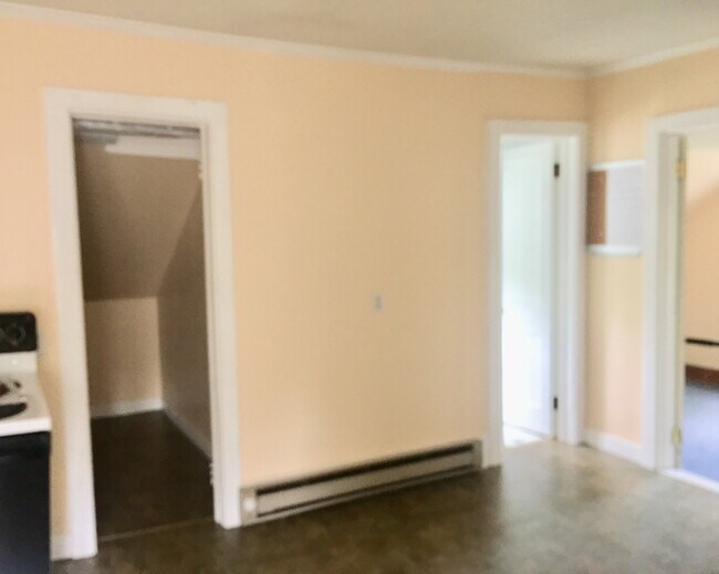 42 Beach Ave unit 3, Terryville, CT 06786 - photo 7