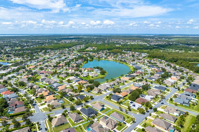 Canoe Creek offers a suburban lifestyle that is close to all major attractions and cities.
