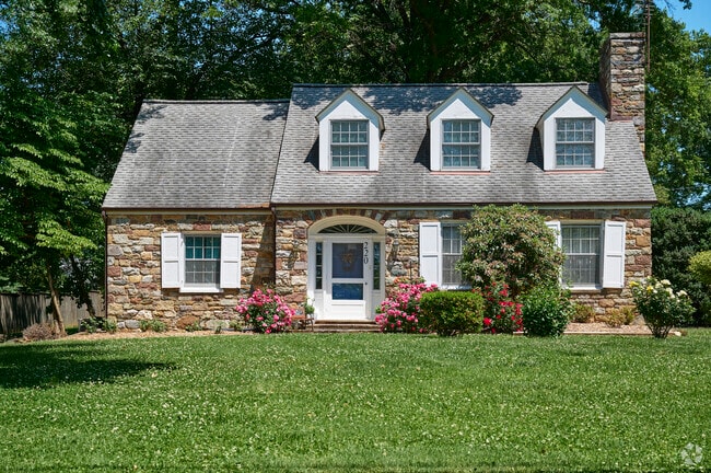Stone cottage-style home adds charm to Middleburg.