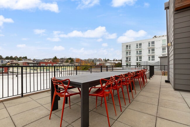 The Hayes on Stone Way, Seattle, WA 98103 - photo 6