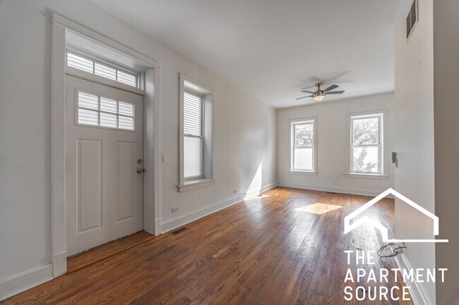1822 S Throop St unit 1, Chicago, IL 60608 - photo 2