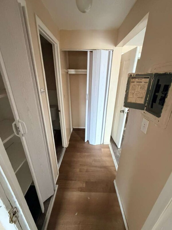 13540 Superior Rd unit 203, East Cleveland, OH 44112 - photo 7