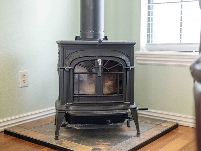 2110 W Loren Cir unit ID1241309P, Fayetteville, AR 72701 - photo 2