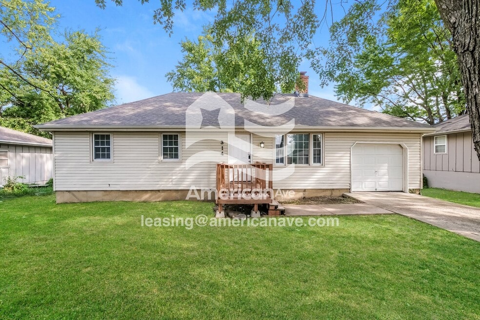 314 SW Glendana St, Lees Summit, MO 64081 - photo 1