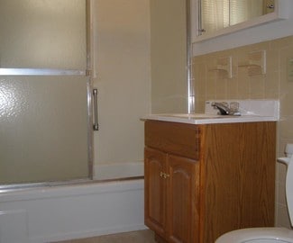 5 Highview Dr, Pittsfield, MA 01201