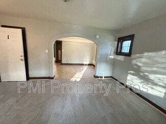 3112 N 38th St Unit 1, Milwaukee, WI 53216