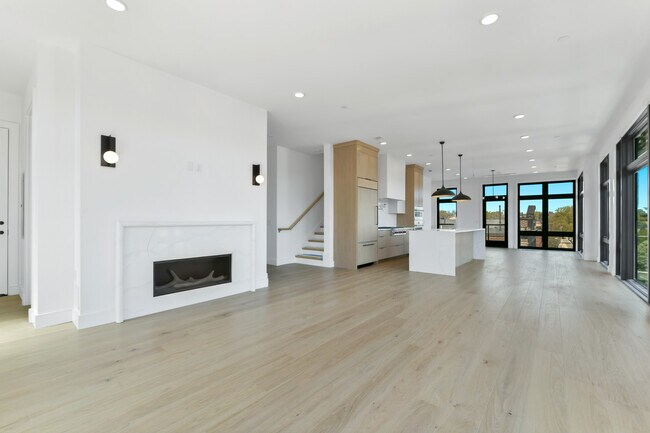 14 Green St unit PH2, Boston, MA 02130 - photo 6