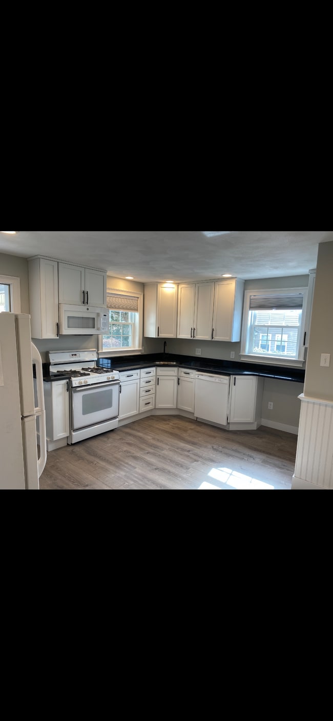 26 Ward St Unit 26 Ward St Woburn MA, Woburn, MA 01801