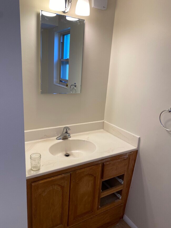 2489 Pierce Ave unit Ground level, Ogden, UT 84401 - photo 4