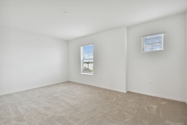 8215 Seaflower Pkwy, Bradenton, FL 34210 - photo 7