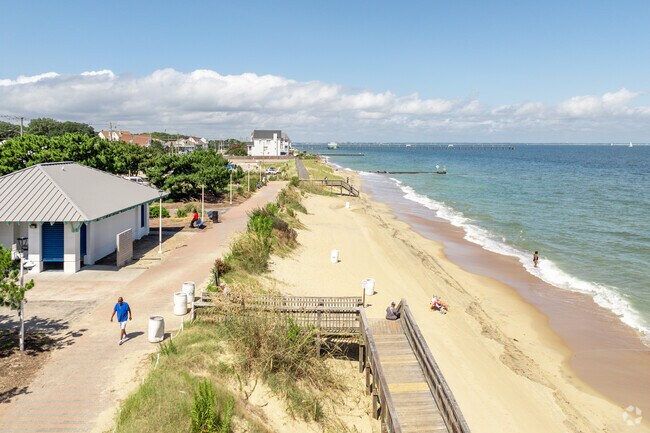 W Ocean View has three public beach parks.