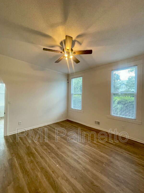 105 W High St unit 2, Winnsboro, SC 29180 - photo 6
