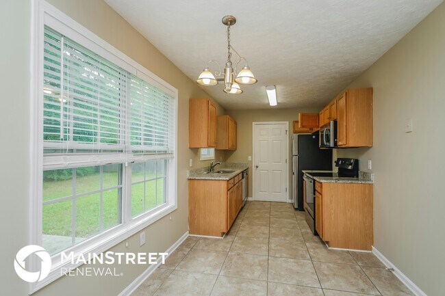 207 Johnny Ln, Dallas, GA 30132 - photo 5