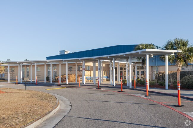 South Brunswick Middle School is a public school in Southport serving students in grades 6-8.