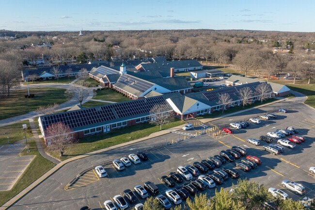Arrowhead Elementary is located in Setauket, NY.