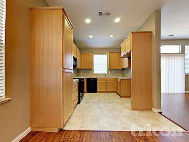 5518 Savage Ave, Riverbank, CA 95367 - photo 4