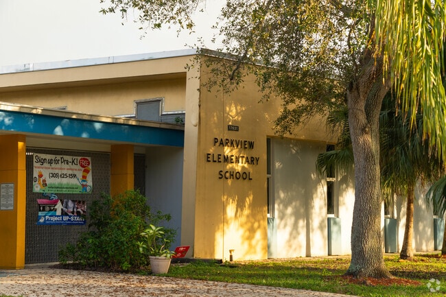 Shape empowered futures at Parkview Elementary School, where dreams find their wings.