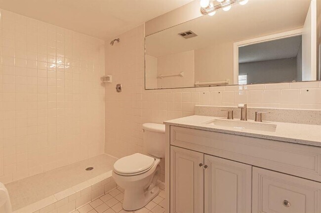 1122 25th St unit 3, Vero Beach, FL 32960 - photo 7