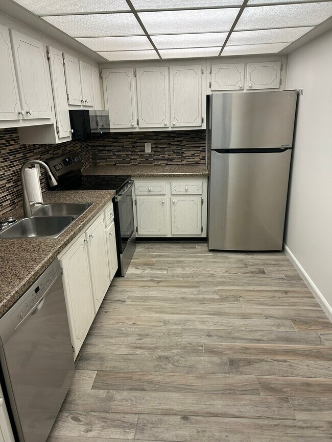Kitchen 1